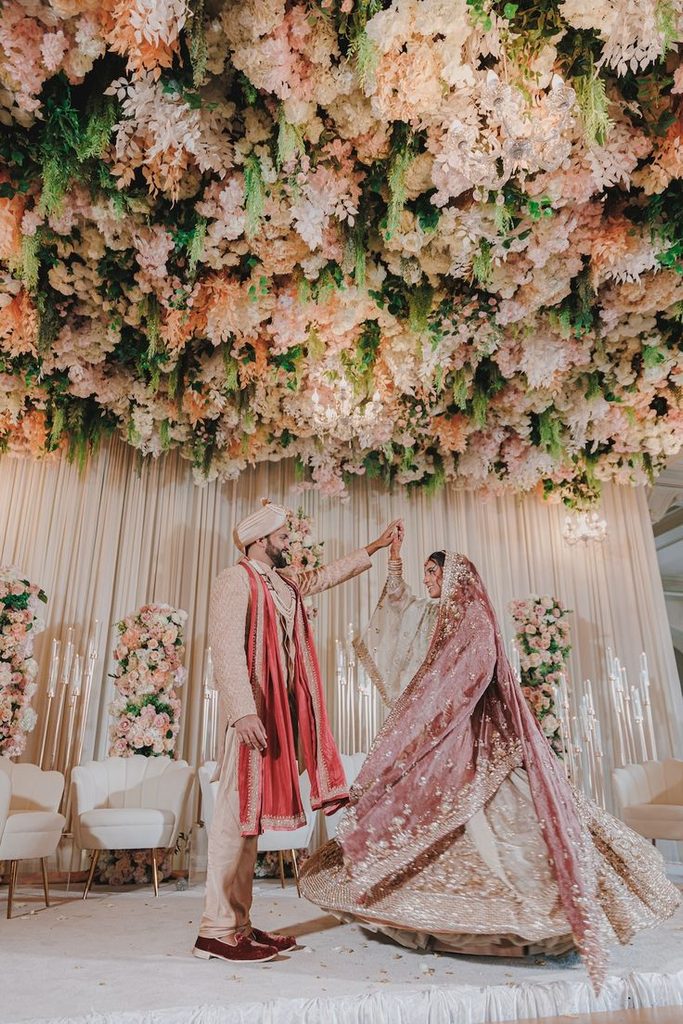 Coordinate Wedding Décor With Photography and Videography